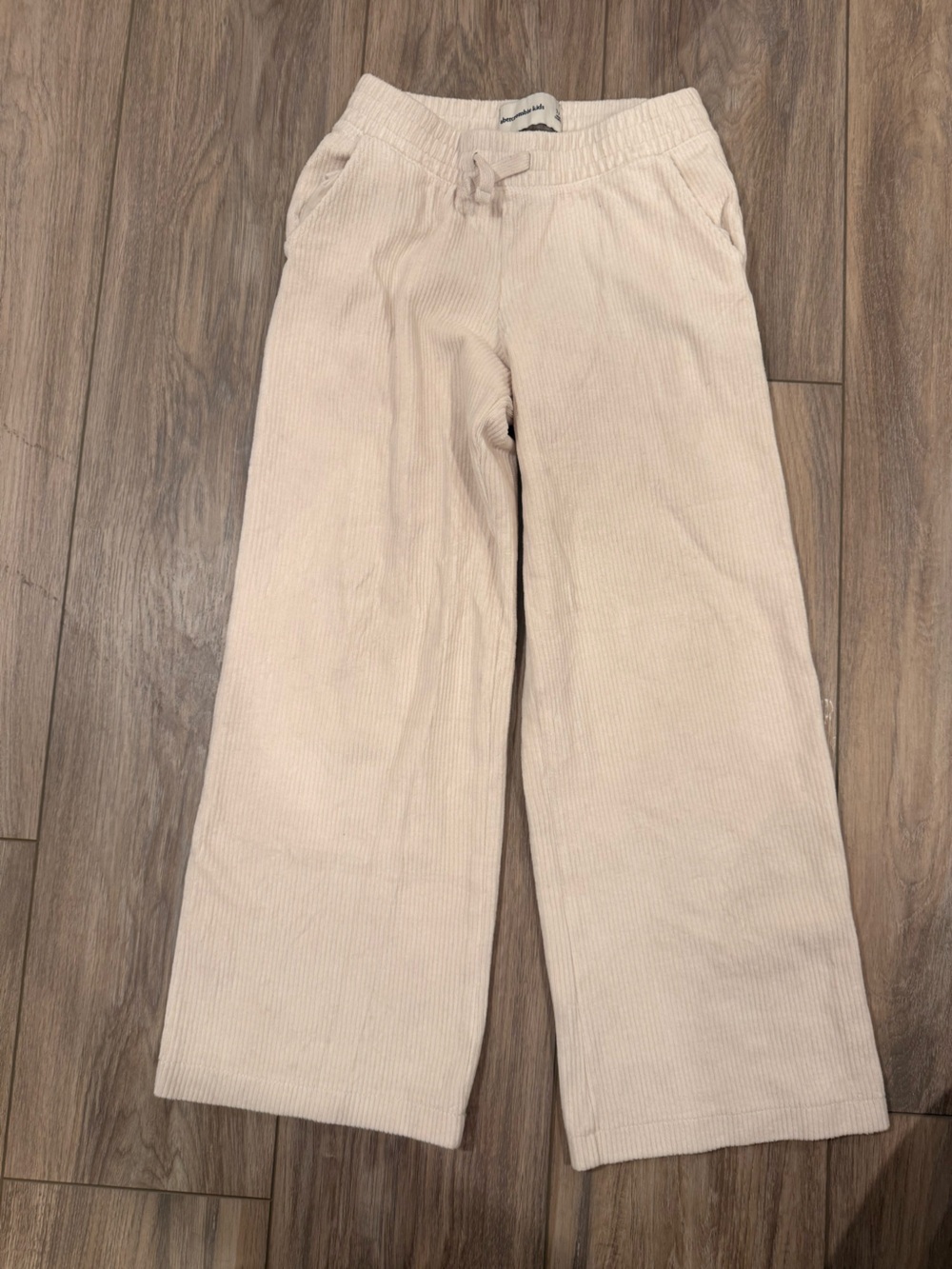 abercrombie kids Cream Velour Ribbed Wide-Leg Sweatpants